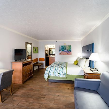 Accommodation By Willow Brook Lodge Pigeon Forge Εξωτερικό φωτογραφία